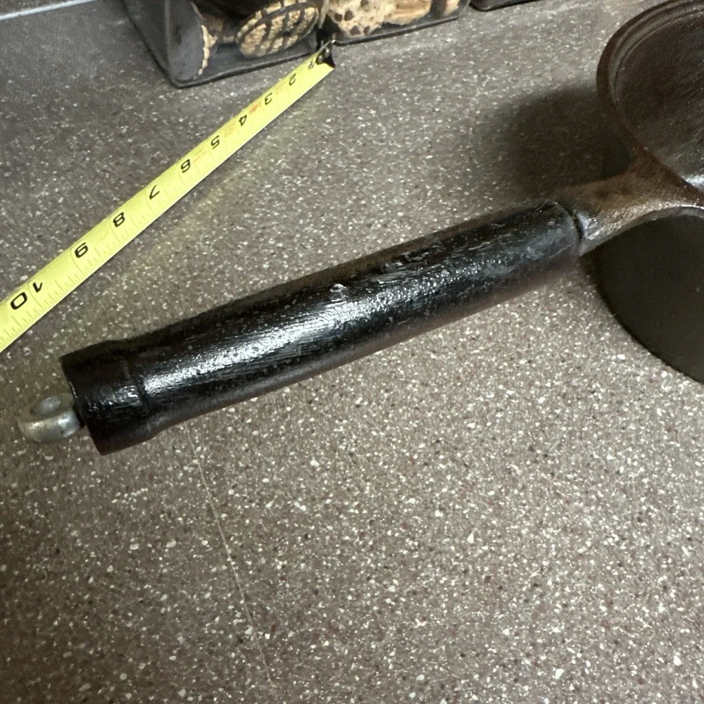 Vintage Cast Iron 2 Qt Saucepan No 6 Wood Handle‎ Removable Handle Seasoned